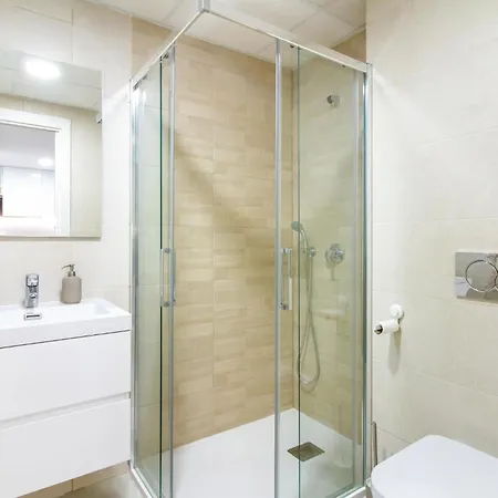 2 Bedroom Lovely In