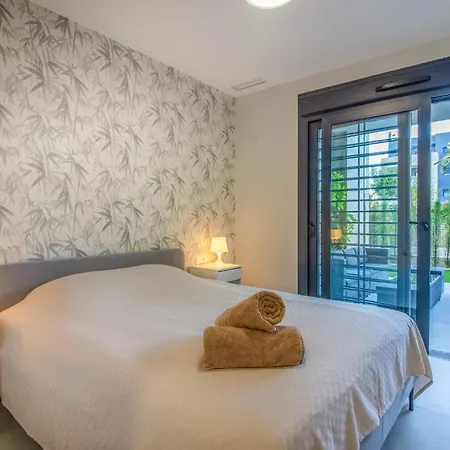 Appartamento 2 Bedroom Lovely In